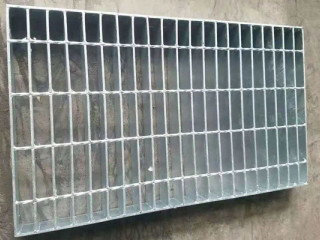 檢修馬道熱鍍鋅鋼格板、馬道鋼格柵板廠家直銷