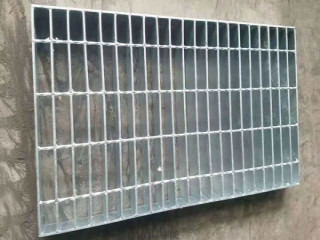 GT型溝蓋板普通側溝、橫斷溝鋼格板溝蓋廠家